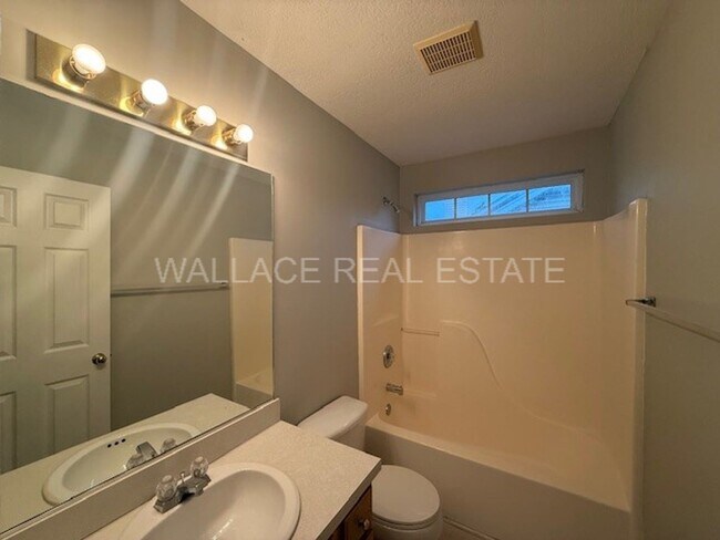 Building Photo - 8206 Gallaher Station Dr