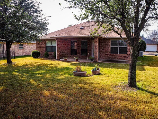 Building Photo - 2 Bedroom - 2 Bath in Robson Ranch