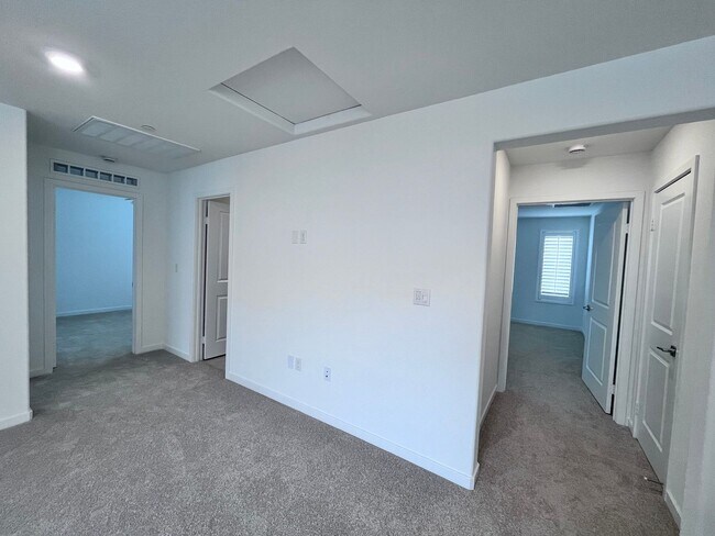 Building Photo - ***NEW BUILD IN LOMA LINDA***