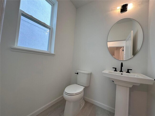 Building Photo - 12899 Westhaven Oak Dr