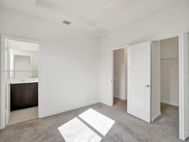 Building Photo - 3436 W 111th Pl