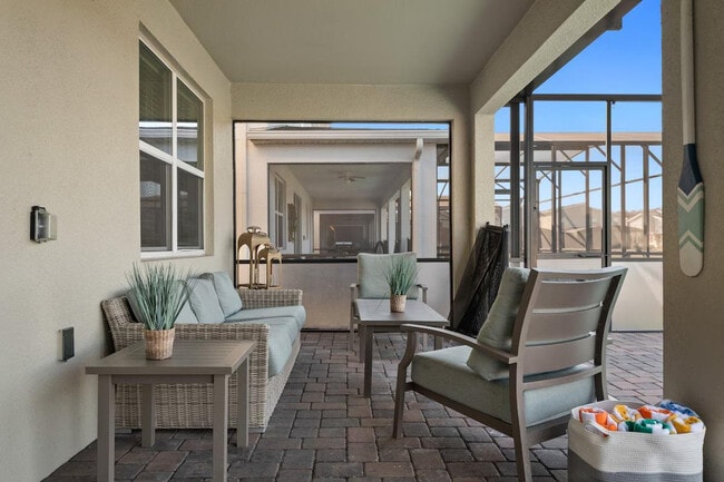 Building Photo - 4201 Paragraph Dr