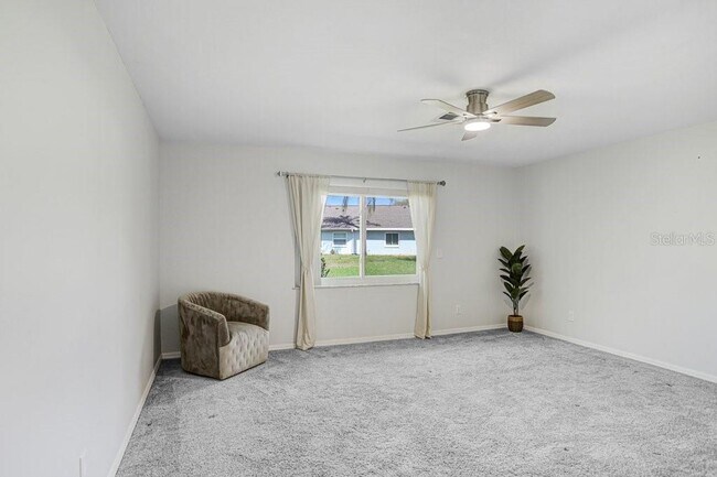 Building Photo - 2306 Lancaster Dr