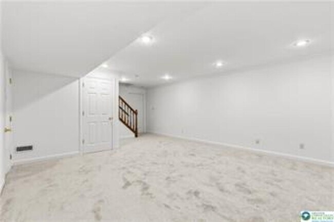 Building Photo - 8348 Pheasant Run