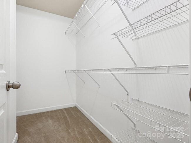 Building Photo - 1530 S Church St