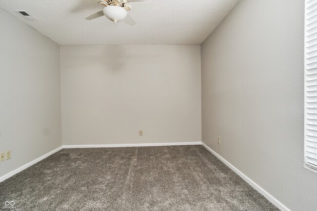 Building Photo - 14169 Clapboard Dr