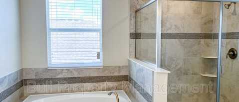 Building Photo - 11149 Longleaf Woods Dr