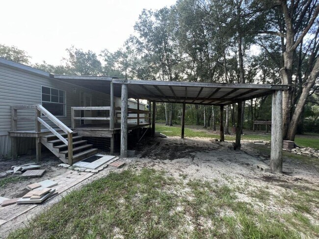 Building Photo - 5135 N Western Dr