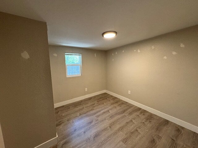 Building Photo - Beautiful Ground Level 2 Bedroom in Lakewood w/ In-Unit W/D!- Pets Welcome!