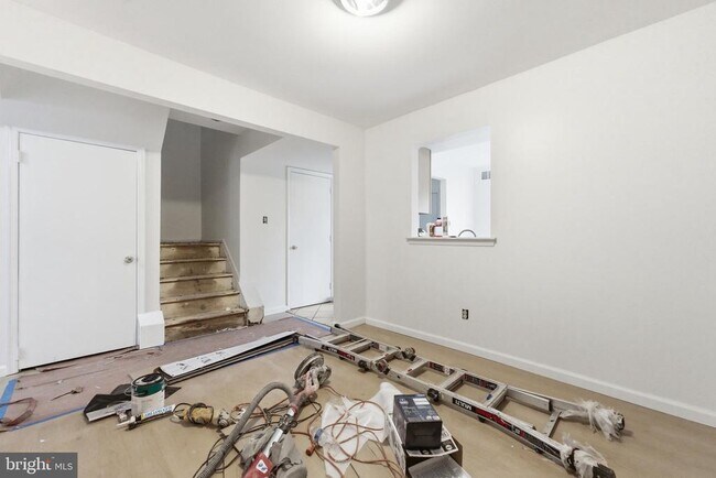 Building Photo - 27 Villanova Ct