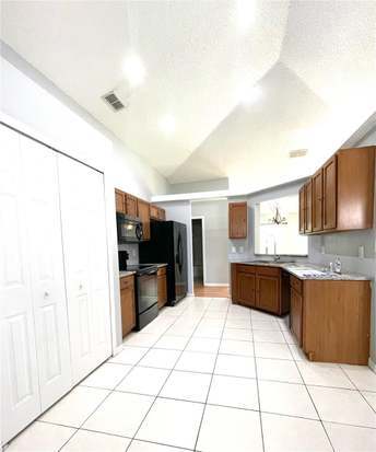 Building Photo - 1421 Teal Ct