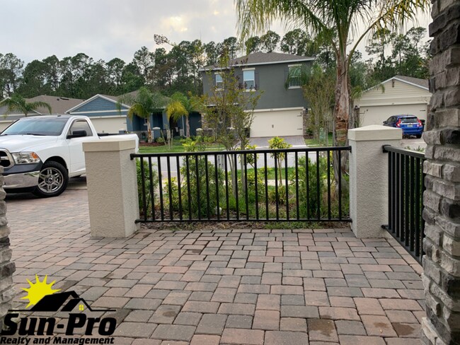 Building Photo - 311 Caryota Ct