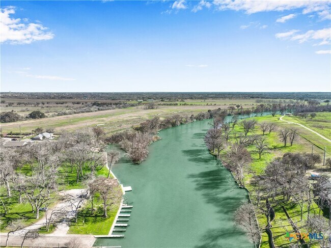 Building Photo - 1131 River Rock