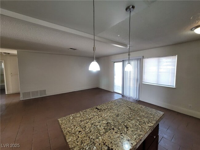 Building Photo - 3908 Montebello Ave