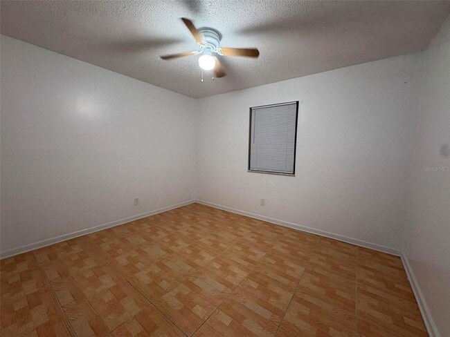 Building Photo - 1724 Foxhall Cir