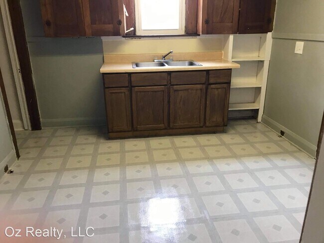 Building Photo - 2 br, 1 bath House - 3907 Lagrange St