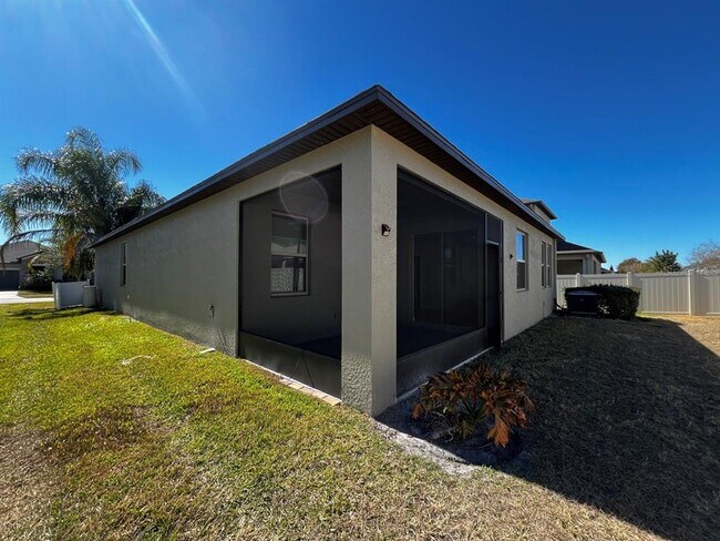 Building Photo - 25195 Lambrusco Loop