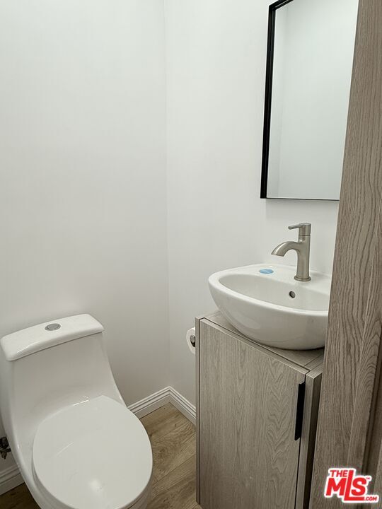 Building Photo - 7512 Norton Ave