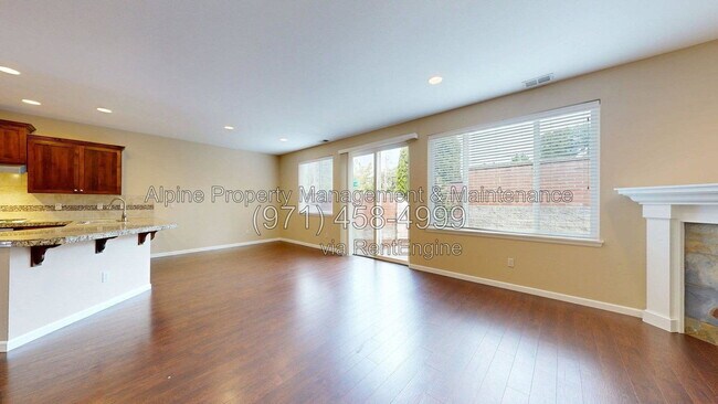 Building Photo - 9495 Northwest Ember Lane