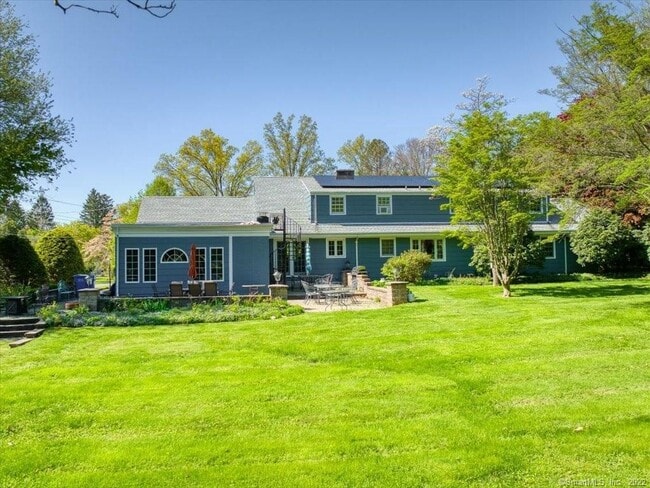 Building Photo - 94 Fennbrook Dr