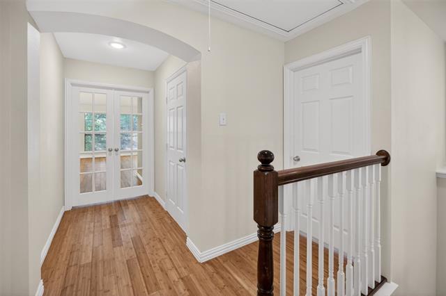 Building Photo - 2616 Cove Dr