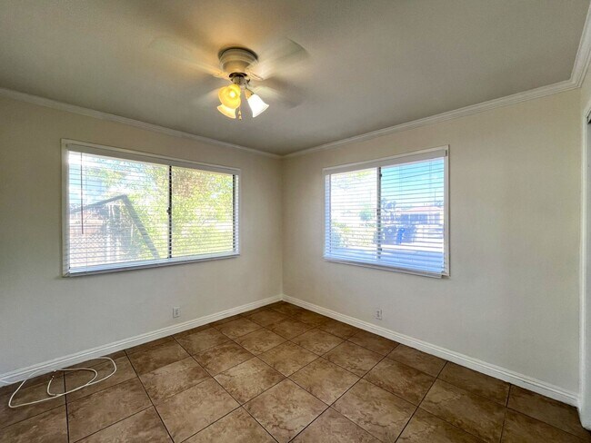 Building Photo - 4 bed, 3 bath in Loma Linda, CA!