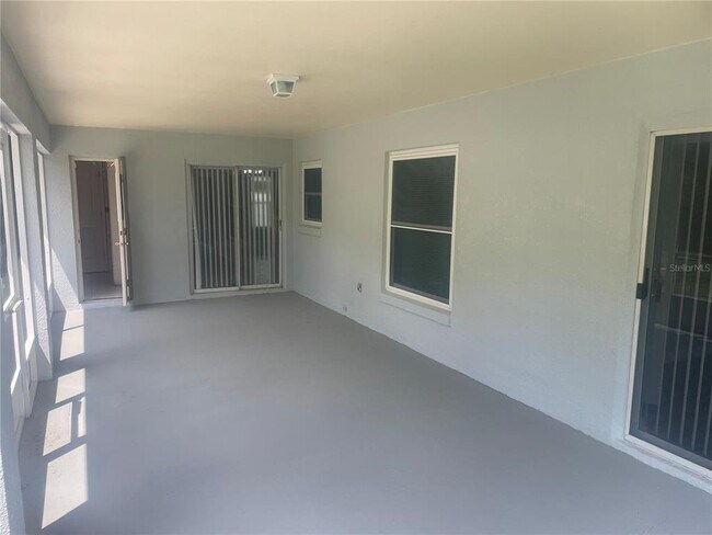 Building Photo - 116 Crescent Ct