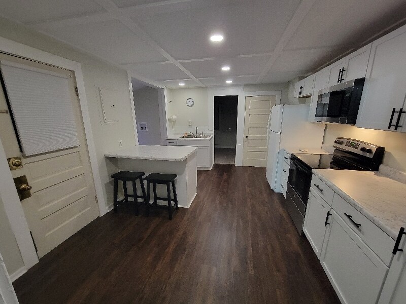 Building Photo - 214 Fulton St