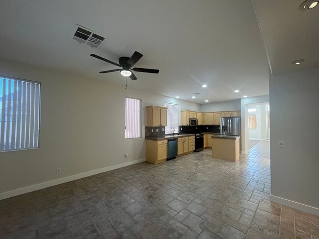 Building Photo - single story, 3 bed, 2 bath, 2 car garage in gated community in Summerlin