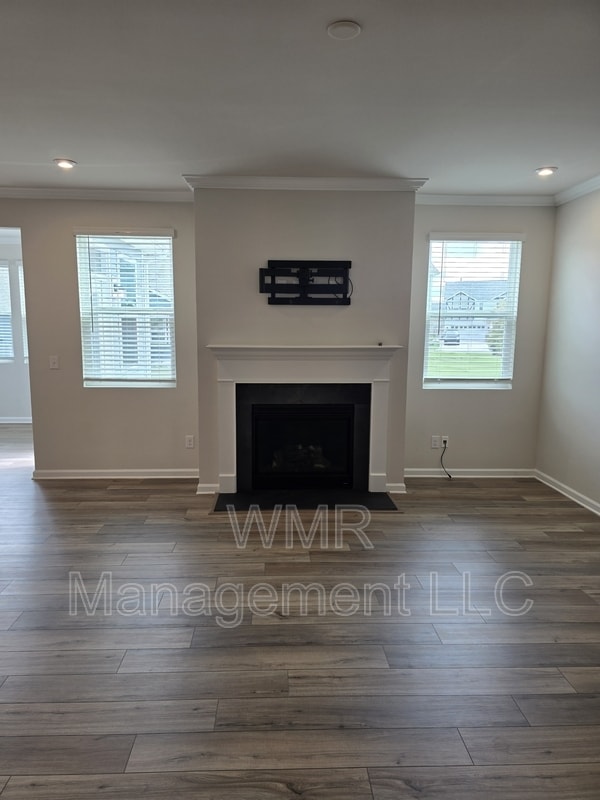 Building Photo - 1119 Bellshill Dr