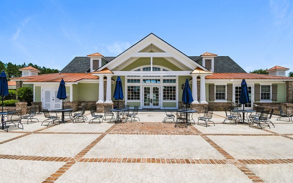 Building Photo - 18 Striker Rd