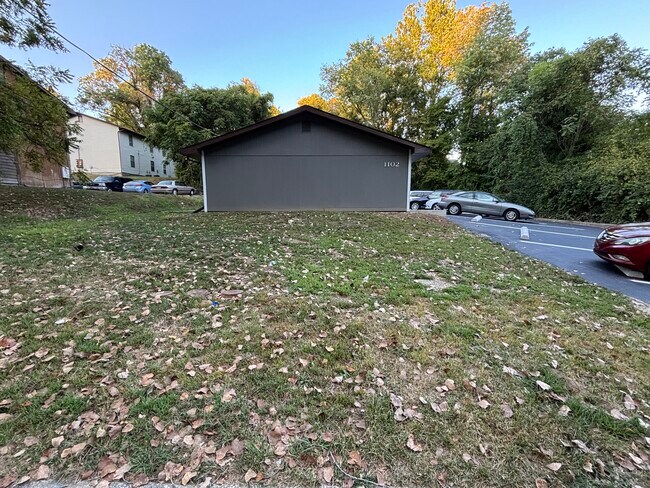 Building Photo - 1102 Apache Dr