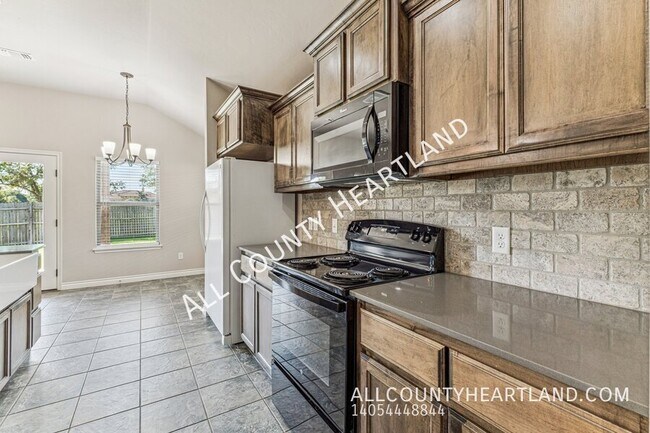 Building Photo - 9452 SW 29th Terrace