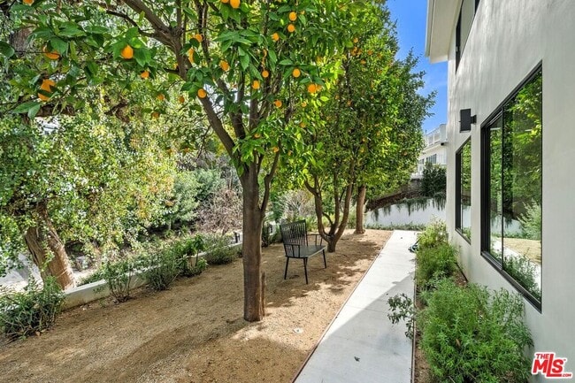 Building Photo - 4545 Balboa Ave