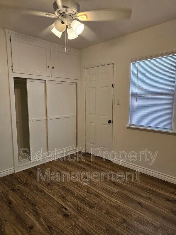 Building Photo - 14115 Oval Dr
