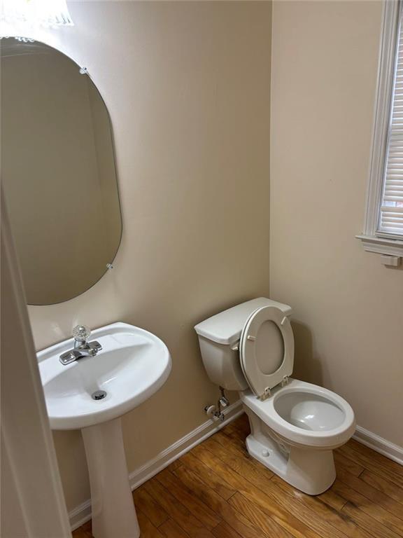 Building Photo - 220 Cross Creek Dr