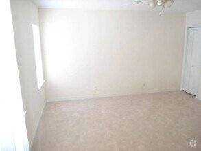 Building Photo - Home Sweet Home! Awesome 4 Bedroom/2 Bath ...