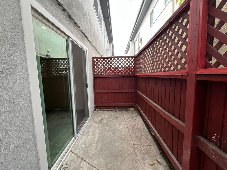 Building Photo - 3419 Keystone Av