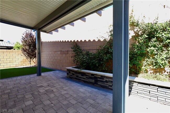 Building Photo - 8494 Torozo Ave