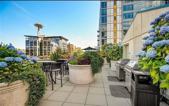 Building Photo - Seattle Heights Condominiums ~ Belltown