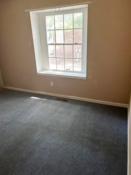 Building Photo - 5273 Flowering Peach Dr