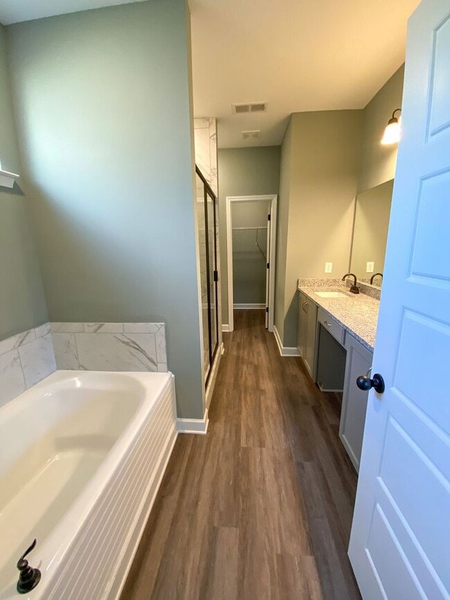 Building Photo - 3 bedroom, 2.5 bath, Built in 2022, close ...