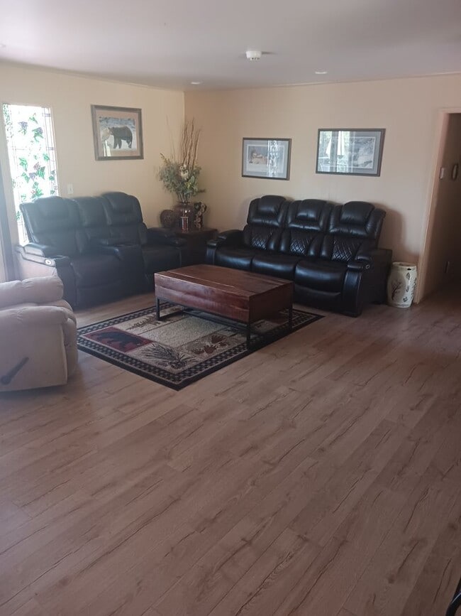 Building Photo - Beautiful Big Bear Home