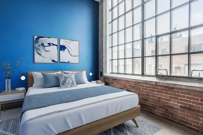 Bedroom - 611 N Park Ave