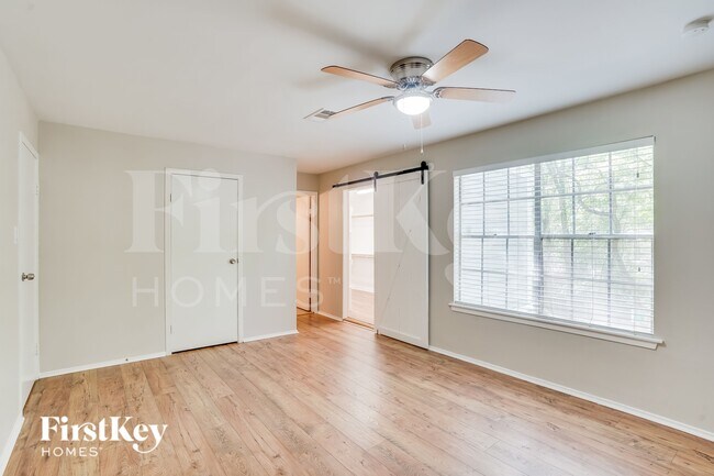 Building Photo - 11923 S Red Cedar Cir