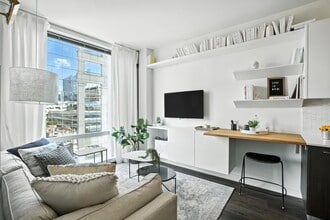 Building Photo - 133 W Wacker Dr