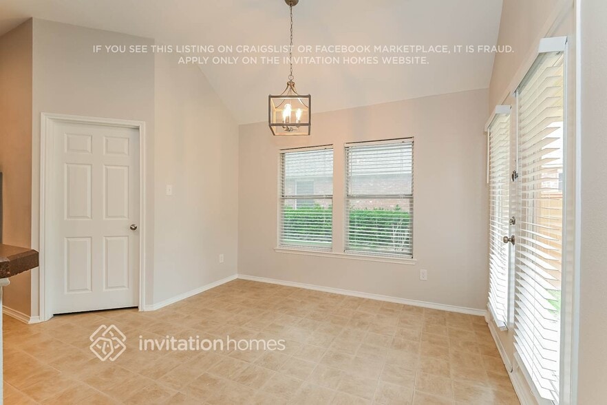 Building Photo - 1007 Spofford Dr