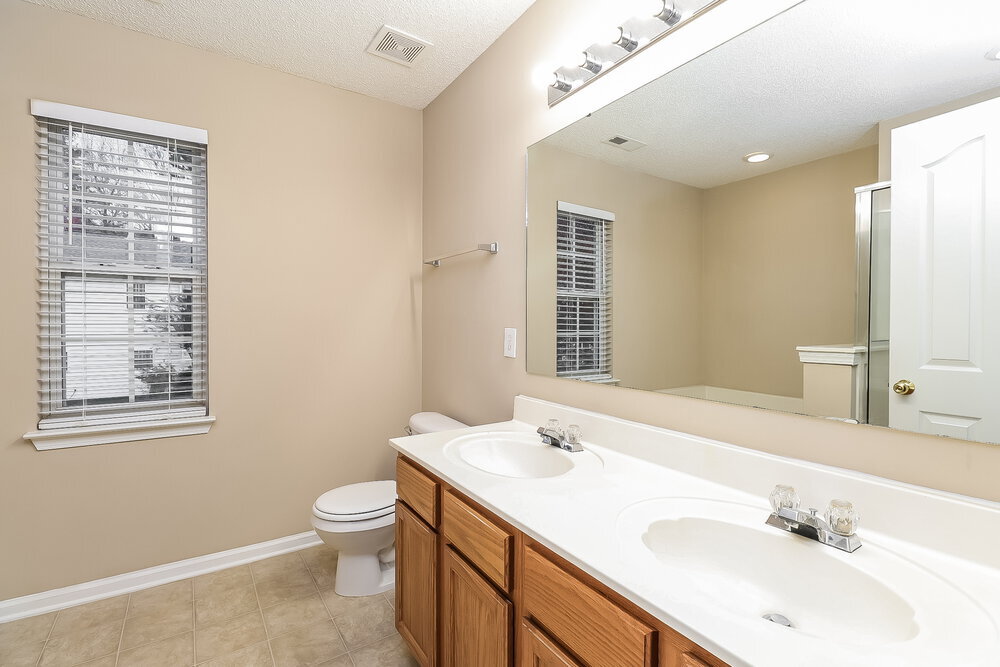 Building Photo - 15214 Leslie Brooke Rd