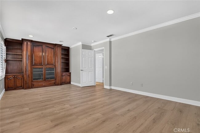 Building Photo - 11217 Ravenna Ln