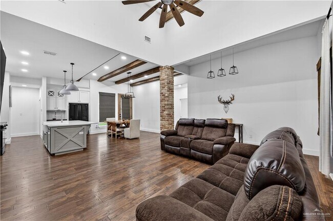 Building Photo - 28 N Pedaso del Sol St